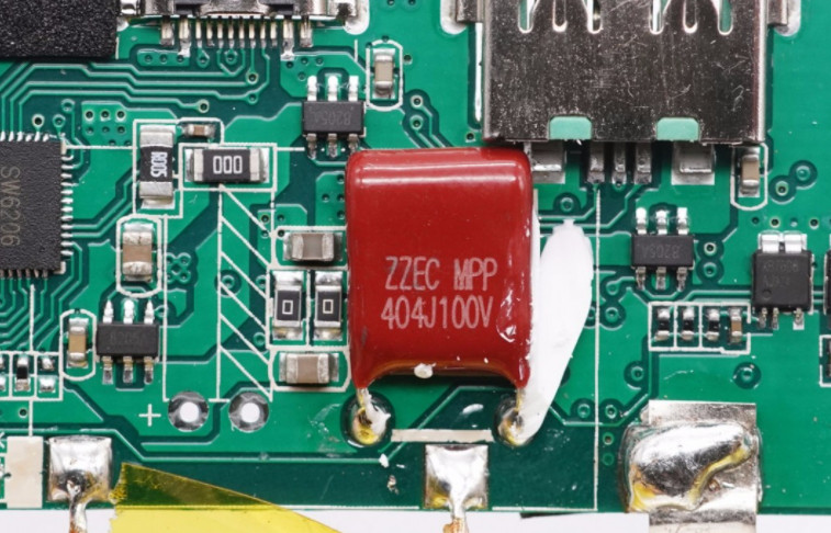 手機(jī)無線充電器 手機(jī)無線充電器